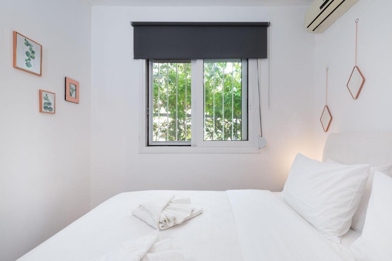Mystique 2 Bd Aparment By Blupine Apartment Athens Ngoại thất bức ảnh